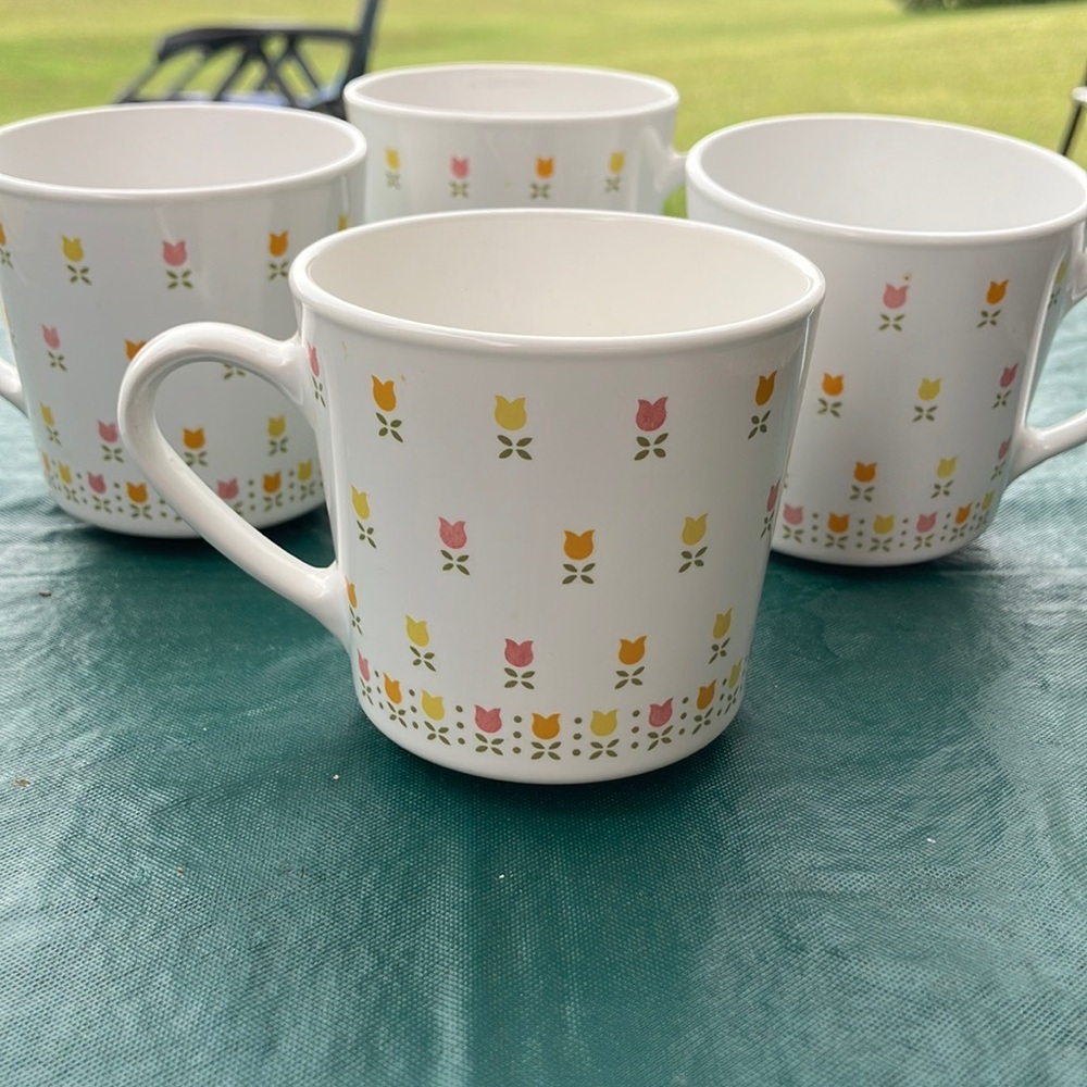Vintage Corning Ware Centura April Tulip Coffee Cups Set of 4